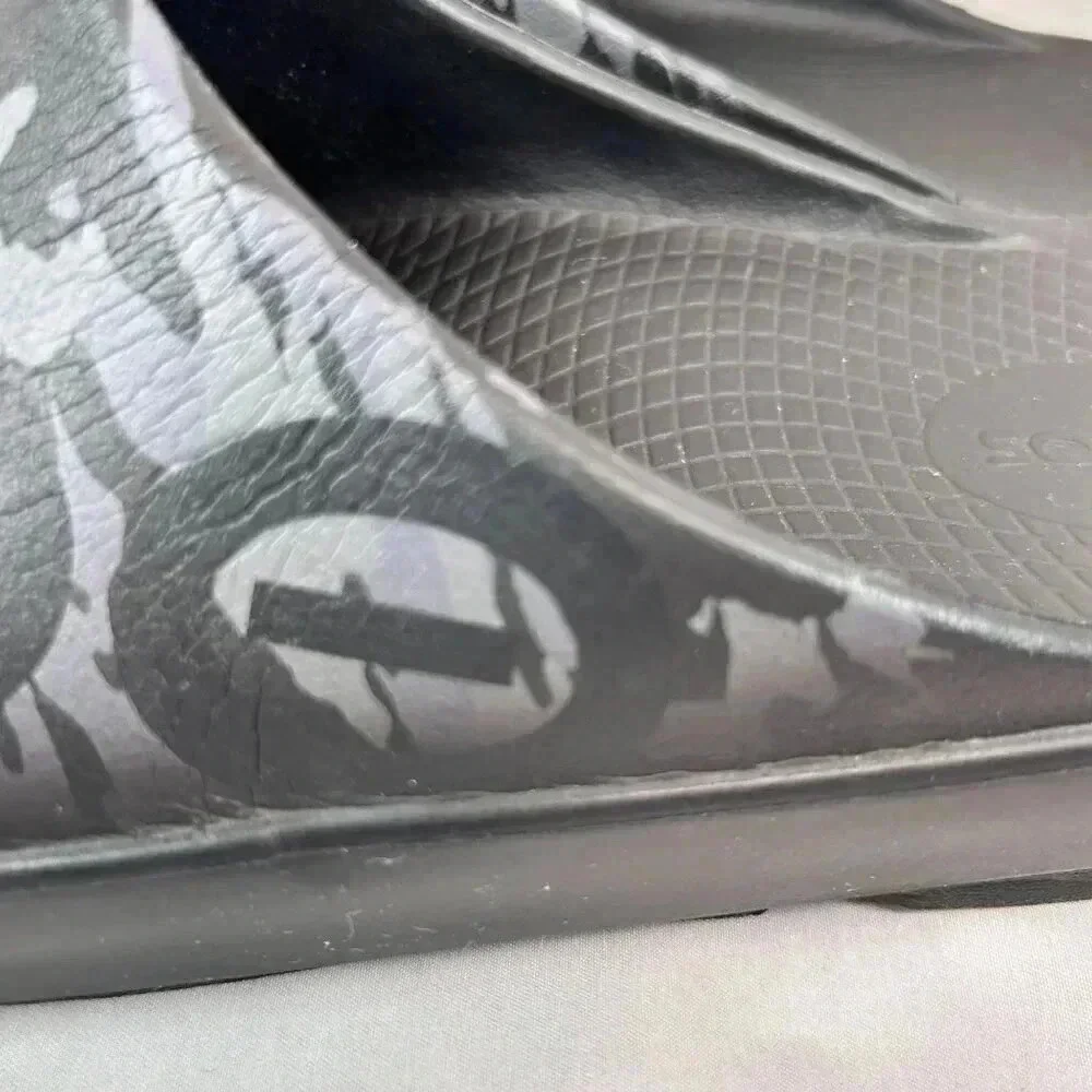 OOFOS OOahh Sport Flex Slides Size M9/W11 Camo Gray Black Athleisure